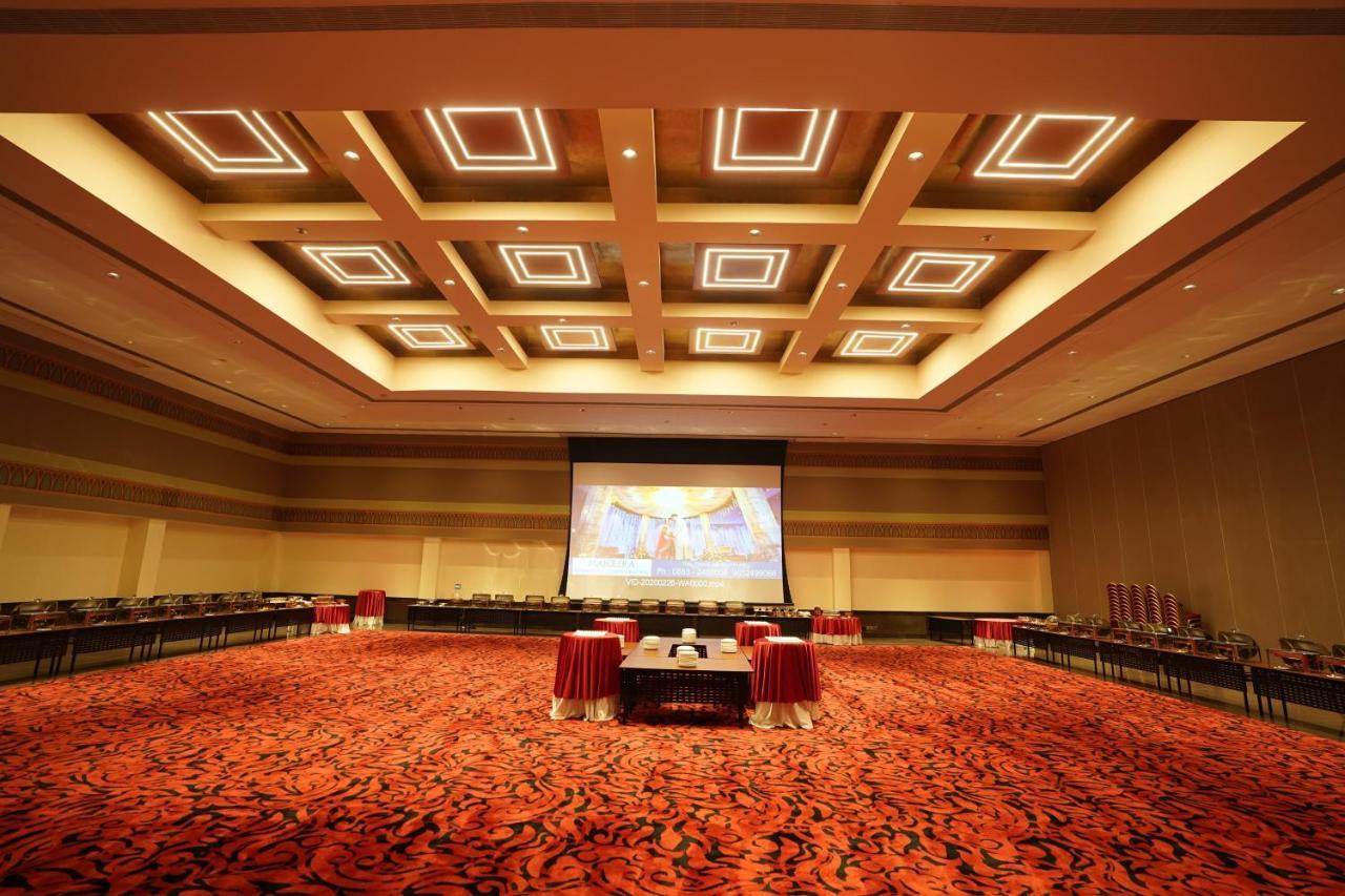 Hotel Manjeera Sarovar Premiere Rājahmundry Exteriér fotografie