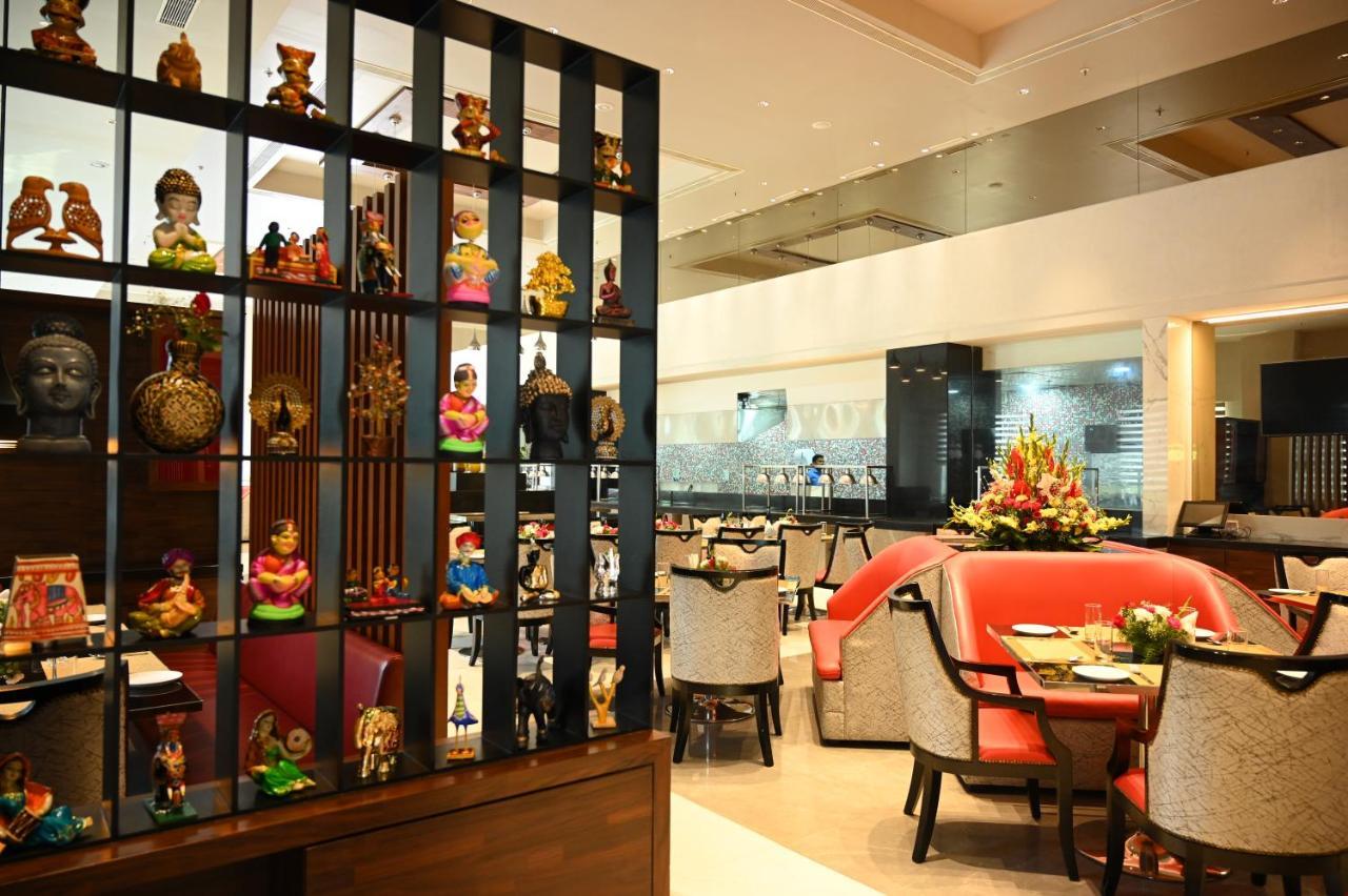 Hotel Manjeera Sarovar Premiere Rājahmundry Exteriér fotografie