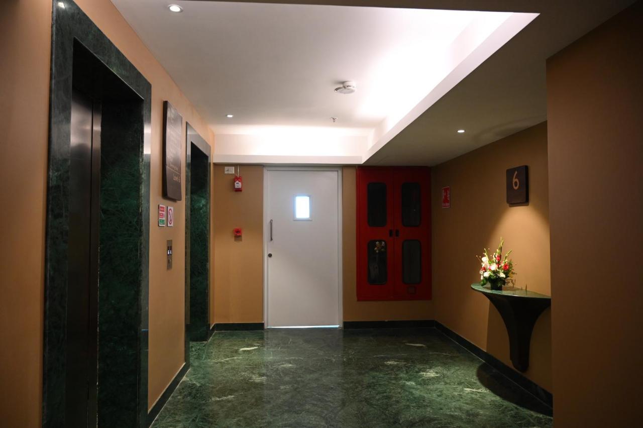 Hotel Manjeera Sarovar Premiere Rājahmundry Exteriér fotografie