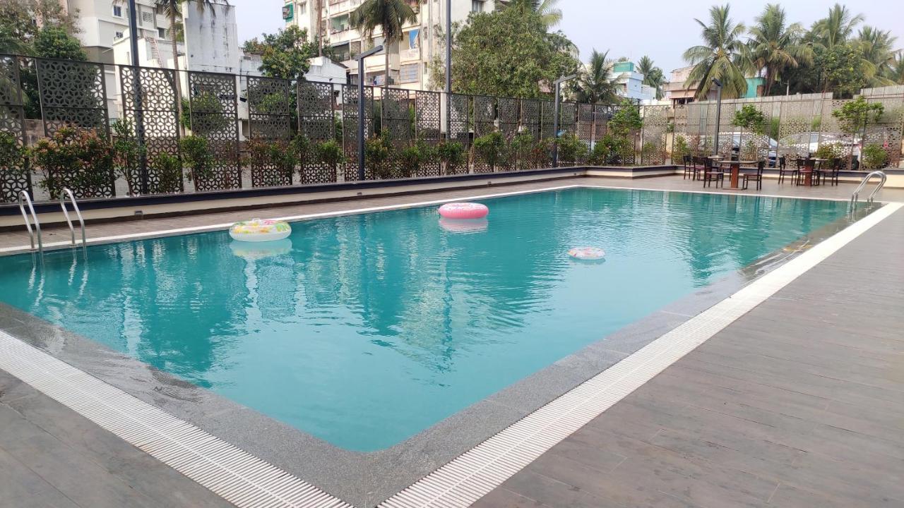 Hotel Manjeera Sarovar Premiere Rājahmundry Exteriér fotografie